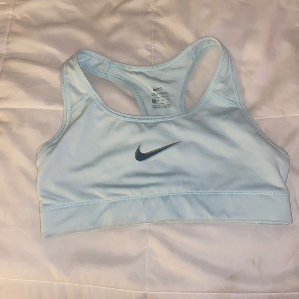 nike sports bra